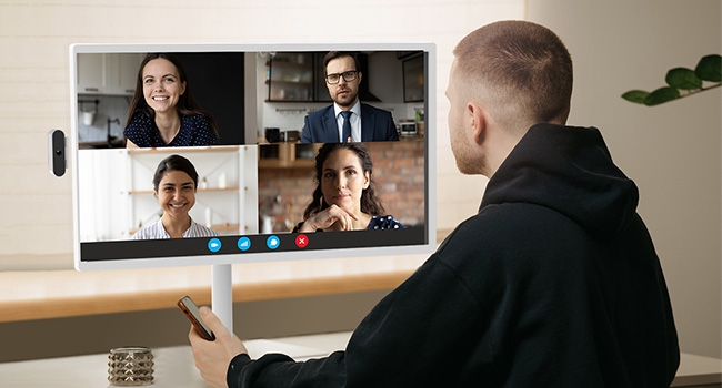 latest company news about New arrival product - StandByMe Wireless Portable Smart TV  1