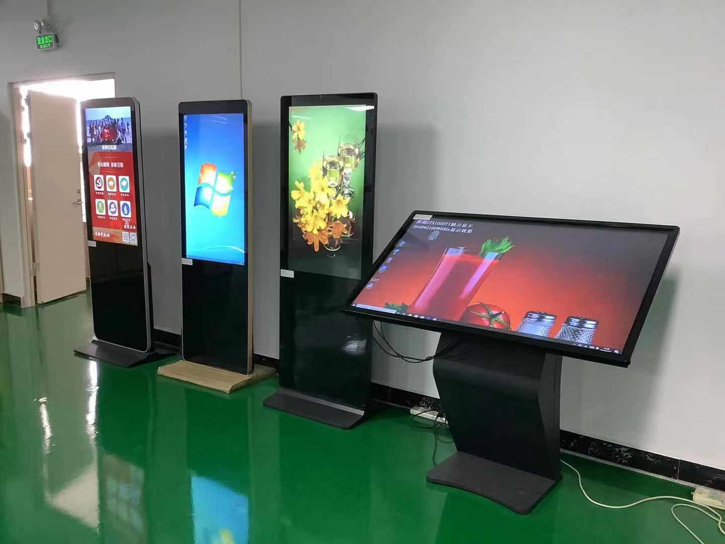 VETO 43 49 55 Inch Indoor Shopping Mall Lcd Display Floor Standing Digital Signage Totem Advertising Player